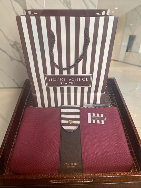 henri bendel Handbags - Henri Bendel Burgundy Black Friday Pouch GWP w/Stripe Tab & Bonus Bag w/Tissue